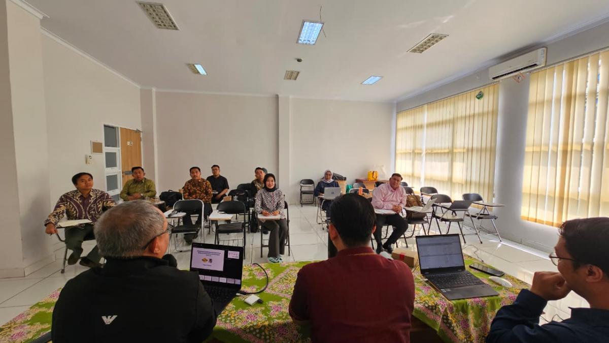 Narasumber kegiatan Penyamaan Persepsi Akreditasi BAN-PT